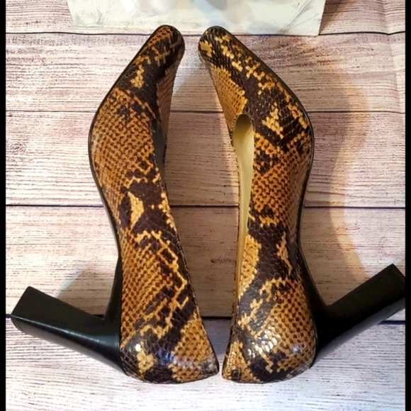 Via Spiga Snakeskin Square Toe Pump - Picture 7 of 11